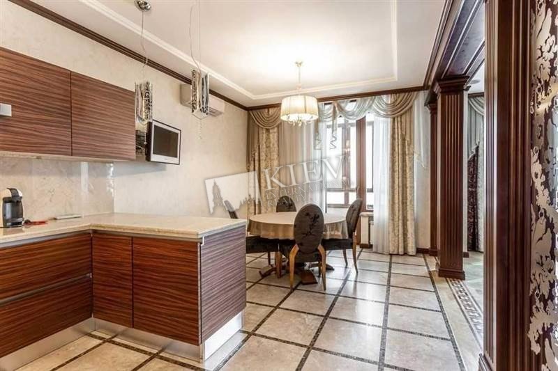 st. Zhilyanskaya 59 Master Bedroom 1 Double Bed, TV, Furniture Flexible