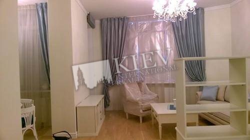 Apartment for Sale in Kiev Solomenskiy Izumrudniy & Vremena Goda