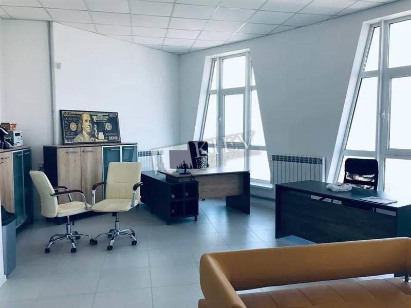 Klovs'ka Kiev Office for Rent