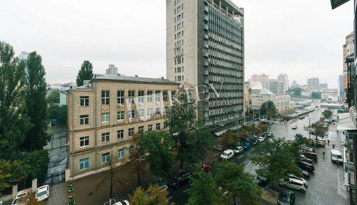 st. Shota Rustaveli 36 Apartment for Sale in Kiev 18157