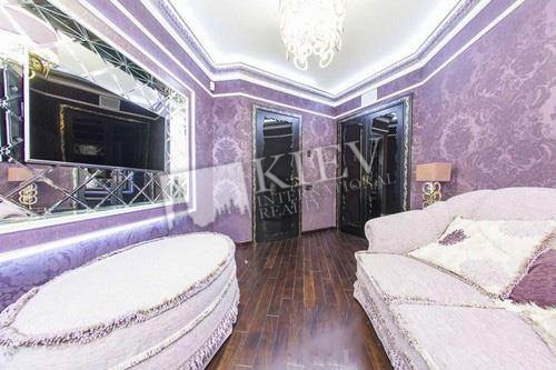 st. Schekavitskaya 30/39 Master Bedroom 1 Double Bed, TV, Walk-in Closet, Walk-in Closets Two Walk-in Closets