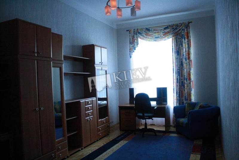 Three-bedroom Apartment st. Pushkinskaya 21 283