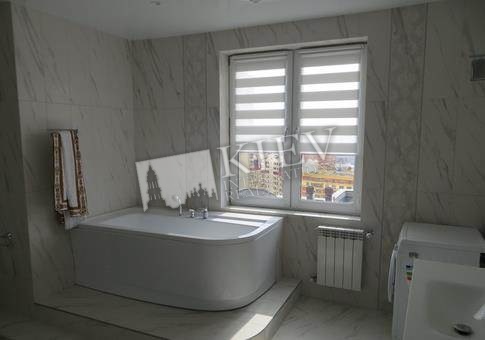 st. Dmitrievskaya 73 Bathroom 1,5 Bathrooms, Bathtub, Heated Floors, Shower, Living Room Flatscreen TV, L-Shaped Couch