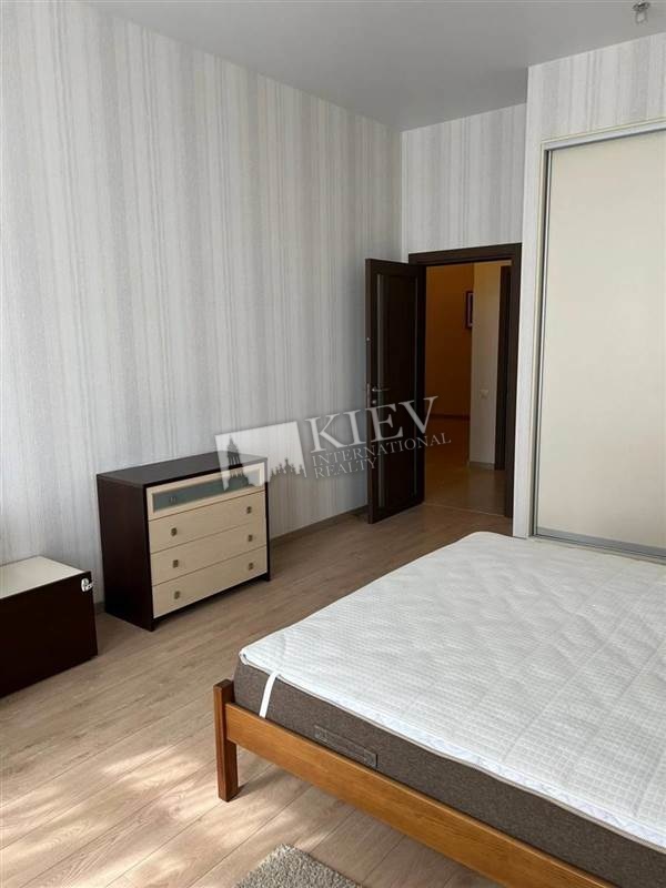 Two-bedroom Apartment st. Proreznaya 20 20529