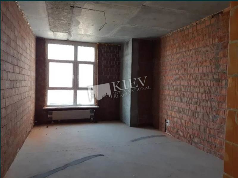 st. Lumumby 11 Apartment for Sale in Kiev 18133