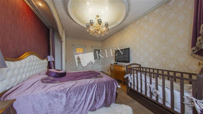 st. Okipnoy 10 Apartment for Sale in Kiev 16652