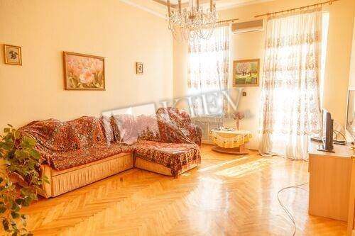 Apartment for Sale in Kiev Kiev Center Holosiivskiy 