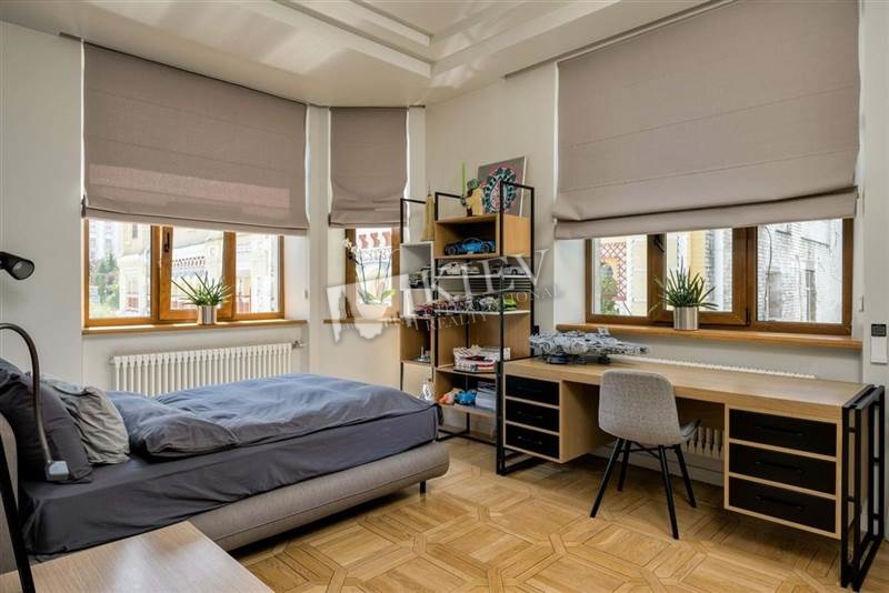 st. Zankovetskoy 5/2 Long Term Apartment in Kiev 20460