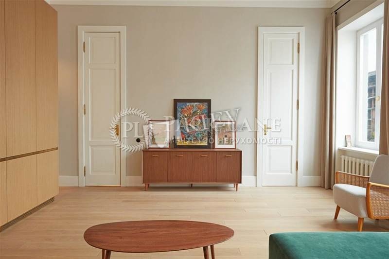 st. Streletskaya 7/6 Furniture Flexible, Hot Deal Hot Deal