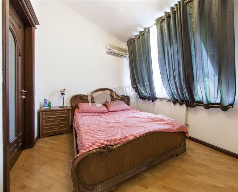 Four-bedroom Apartment st. Yaroslavov Val 19 2456