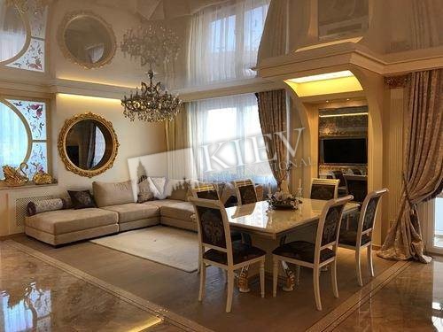st. 40-letiya Oktyabrya 62 Balcony 1 Balcony, Living Room Flatscreen TV, Fold-out Sofa Set