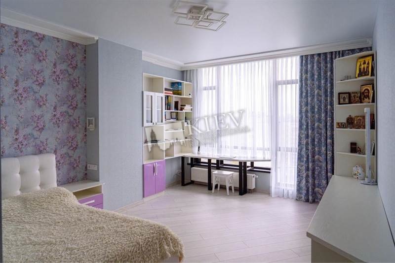 Three-bedroom Apartment st. Demeevskaya 29 20264
