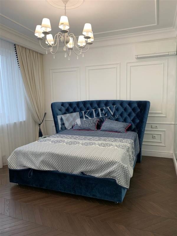 st. Truskavetskaya 4 B Residential Complex River Stone, Master Bedroom 1 Double Bed, TV