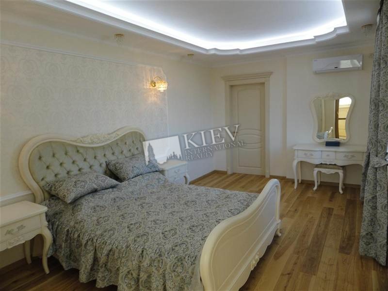 Palats Ukraina Long Term Apartment in Kiev