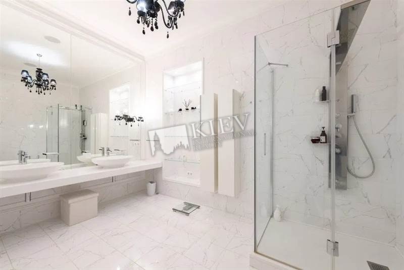 st. Vozdvizhenskaya Interior Condition Brand New, Bathroom 2 Bathrooms