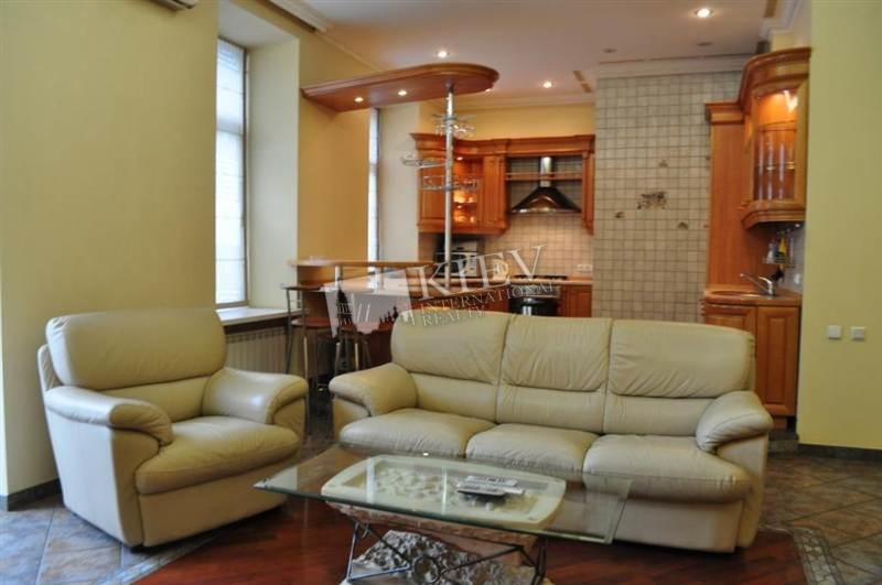 st. Kreschatik 15 Living Room Flatscreen TV, Fold-out Sofa Set, Furniture 
