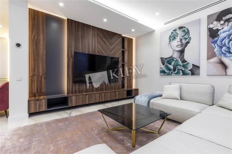 Beresteis'ka Kiev Apartment for Rent