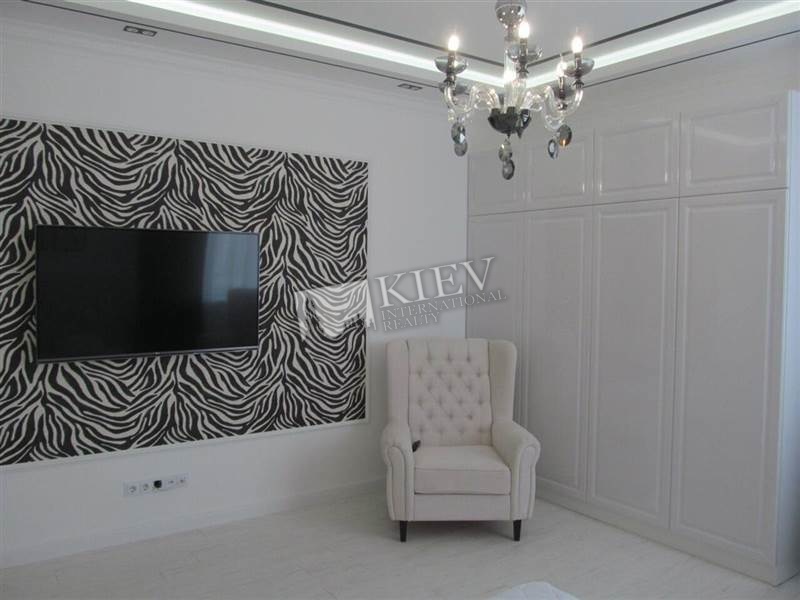 st. Saksaganskogo 37K Interior Condition Brand New, Living Room Flatscreen TV, Fold-out Sofa Set