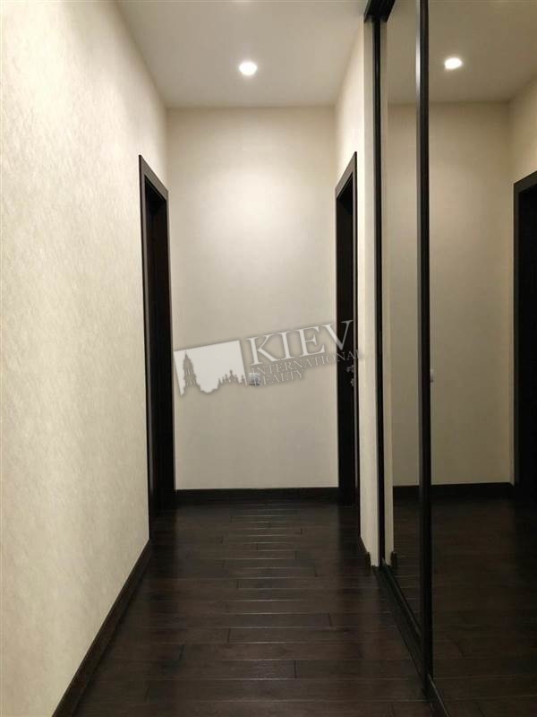 st. Sapernoe pole 12 Interior Condition 1-2 Years Old, Walk-in Closets One Walk-in Closet