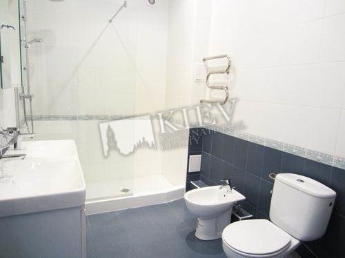 st. Vorovskogo 11a Bathroom 3 Bathrooms, Bathtub, Shower, Furniture No Furniture