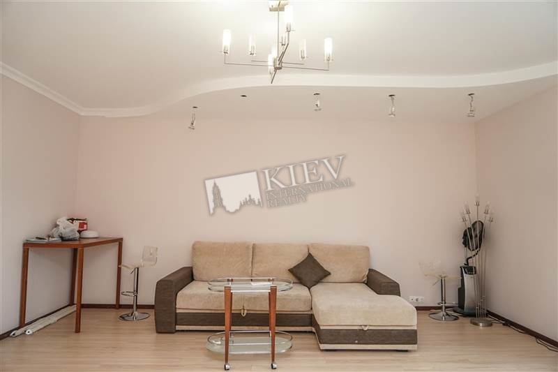 st. Kropivnitskogo 10 Kiev Long Term Apartment 16469