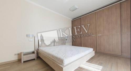 st. Lesi Ukrainki 7B Master Bedroom 1 Double Bed, Writing Table, Living Room Fold-out Sofa Set