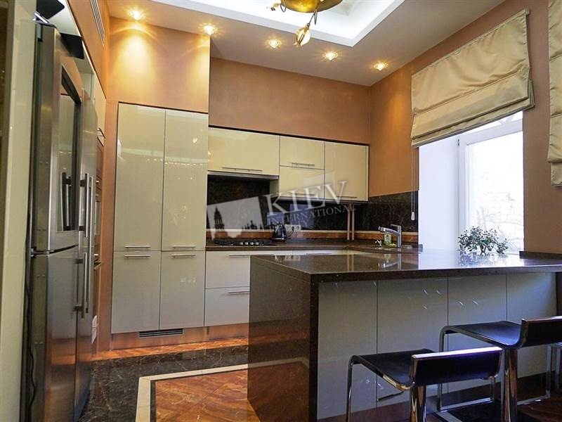 Kiev Long Term Apartment Podil Vozdvizhenka