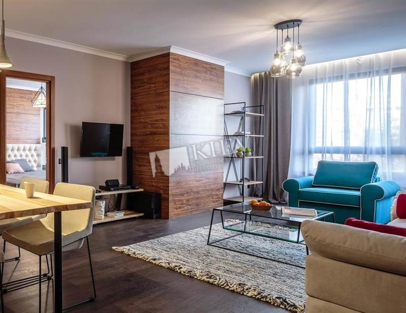 st. 40-letiya Oktyabrya 60 Elevator Yes, Living Room Flatscreen TV, Fold-out Sofa Set