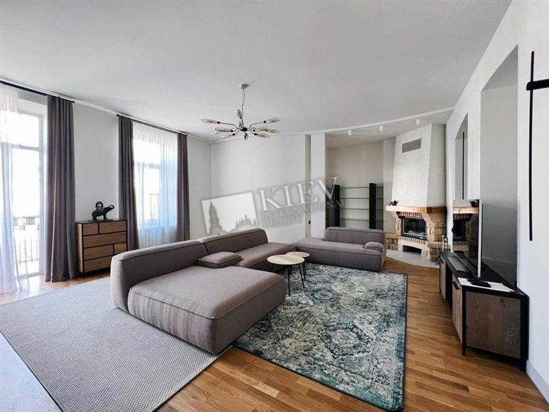 Three-bedroom Apartment st. Reytarskaya 17 20596