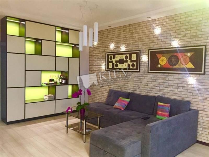 Shulyavs'ka Apartment for Rent in Kiev