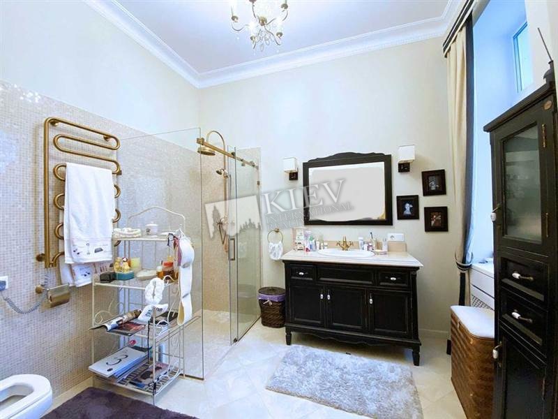 st. Kruglouniversitetskaya 14 Kiev Apartment for Rent 20309