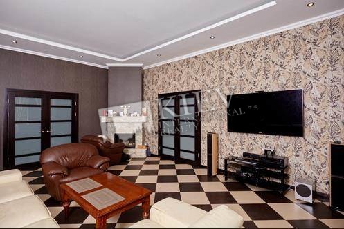 st. Otto Shmidta 18v Living Room Flatscreen TV, Fold-out Sofa Set, Bathroom 1 Bathroom, 3 Bathrooms
