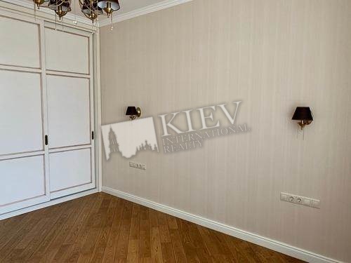 st. Antonovicha 72 Kiev Long Term Apartment 17876