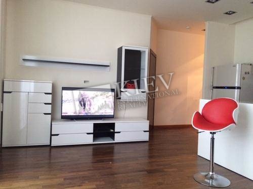 st. Staronavodnitskaya 6B Living Room Flatscreen TV, Fold-out Sofa Set, Master Bedroom 1 Double Bed