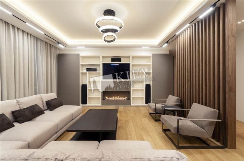 st. Saksaganskogo 37k Master Bedroom 1 Double Bed, Living Room Flatscreen TV, Fold-out Sofa Set
