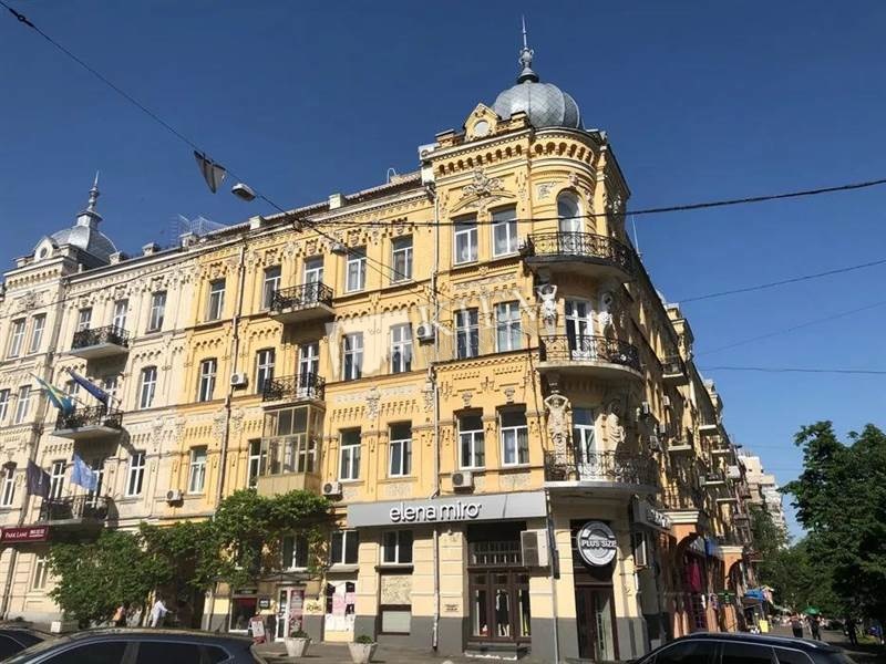 st. Bogdana Hmelnitskogo Office for sale in Kiev 18162