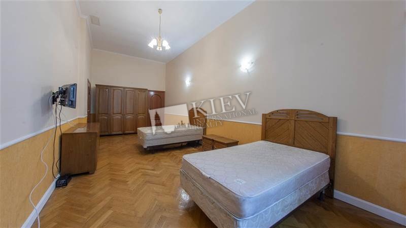 Two-bedroom Apartment st. Pushkinskaya 8A 4076