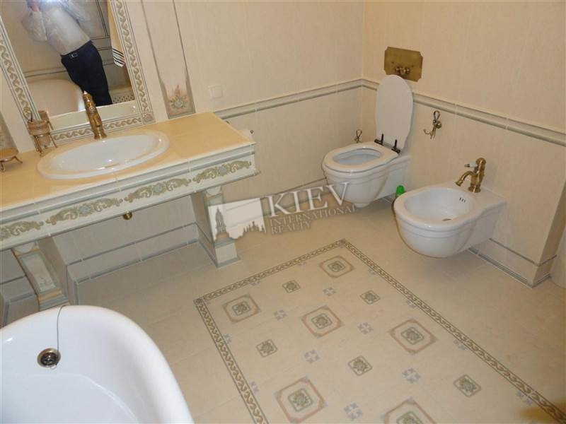 st. Yamskaya 35 Bathroom 1 Bathroom, Bathtub, Washing Machine, Interior Condition 1-2 Years Old
