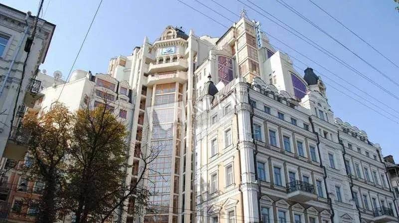 st. Tarasa Shevchenko 11B Kiev Apartment for Rent 9644