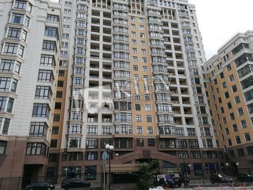 st. Grushevskogo 9A Apartment for Rent in Kiev 16224