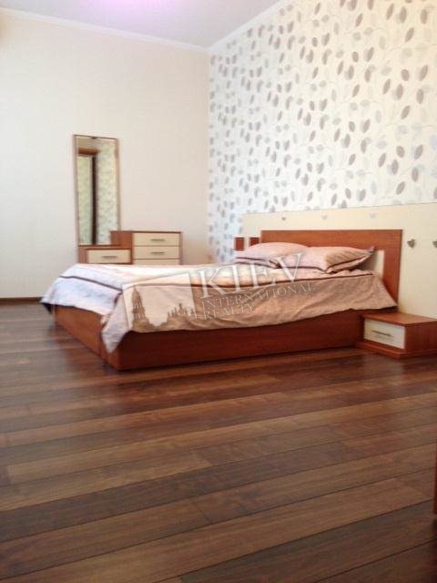 Two-bedroom Apartment st. Pavlovskaya 26/41 1280