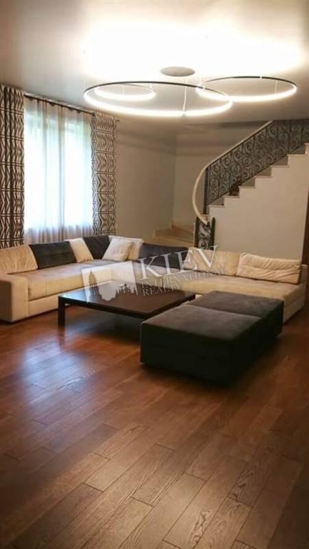 st. Vita-Pochtovaya Furniture Furniture Removal Possible, Interior Condition Brand New