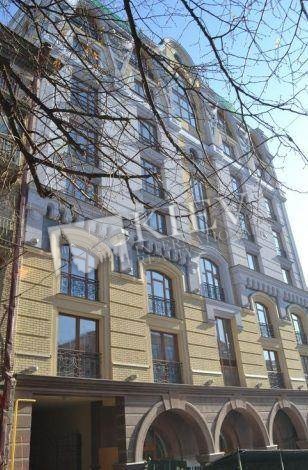 st. Lesi Ukrainki 30 B Apartment for Rent in Kiev 17628