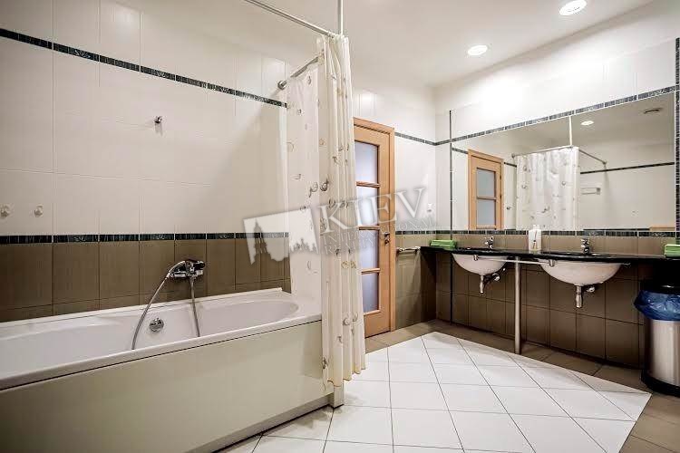 st. Bulvar Tarasa Shevchenko 4 Furniture No Furniture, Bathroom 2 Bathrooms