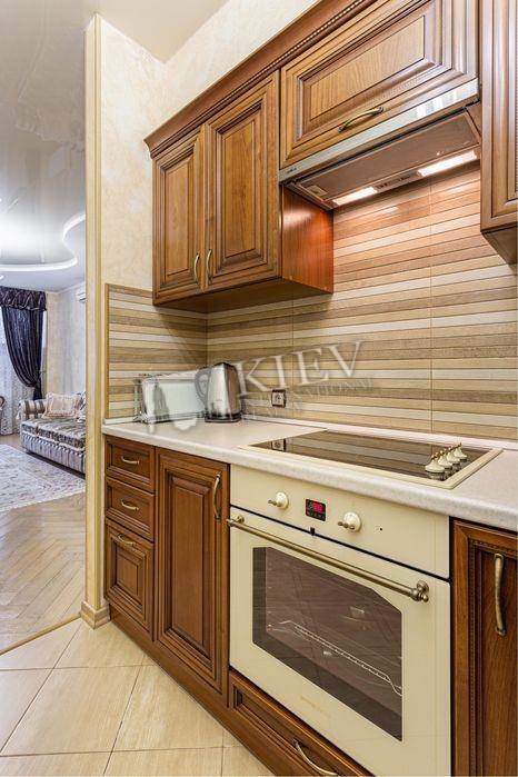 st. 40-letiya Oktyabrya 58 Kiev Apartment for Sale 19749