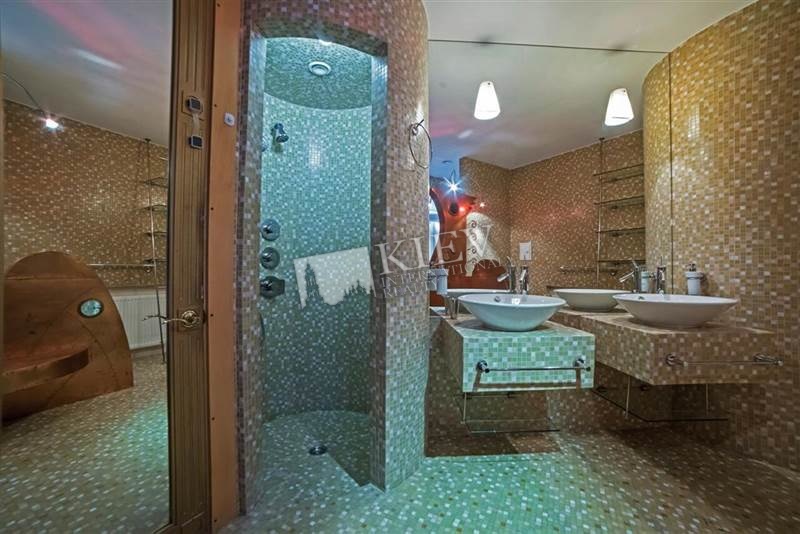st. Reytarskaya 41 Bathroom 2 Bathrooms, Washing Machine, Living Room Fireplace, Flatscreen TV, L-Shaped Couch