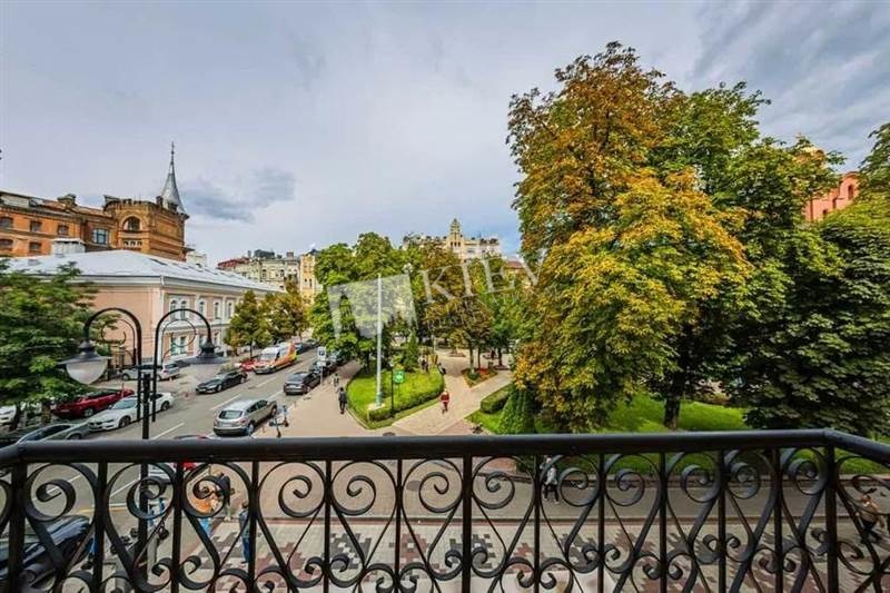 st. Lysenko 1 Rent an Apartment in Kiev 1213