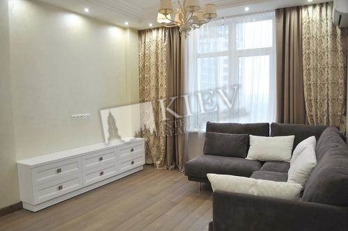 st. Dragomirova 20 Living Room Flatscreen TV, L-Shaped Couch, Bedroom 2 Guest Bedroom