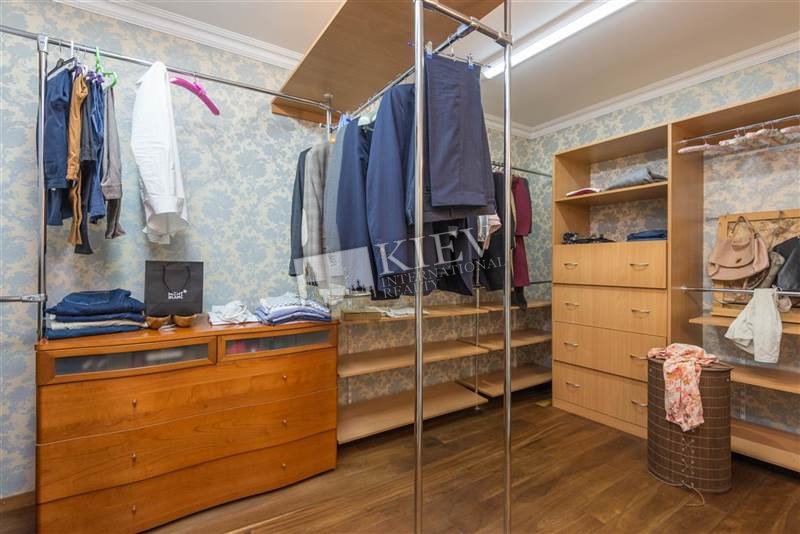 Pechers'ka Purchase a House in Kiev