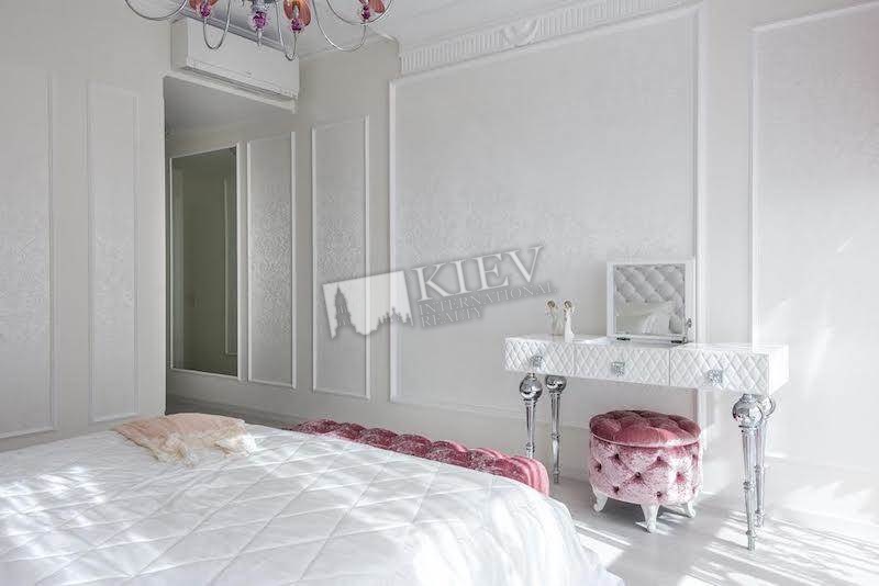 st. Dragomirova 15 Apartment for Rent in Kiev 10486